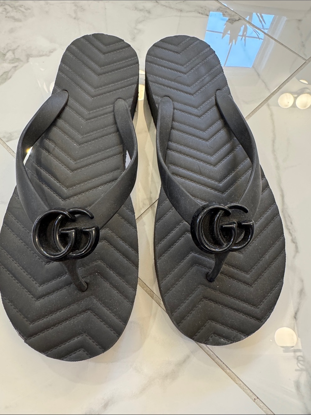 Gucci Pascar Black Quilted Rubber Platform Flip Flop Sandals with Double GG Logo